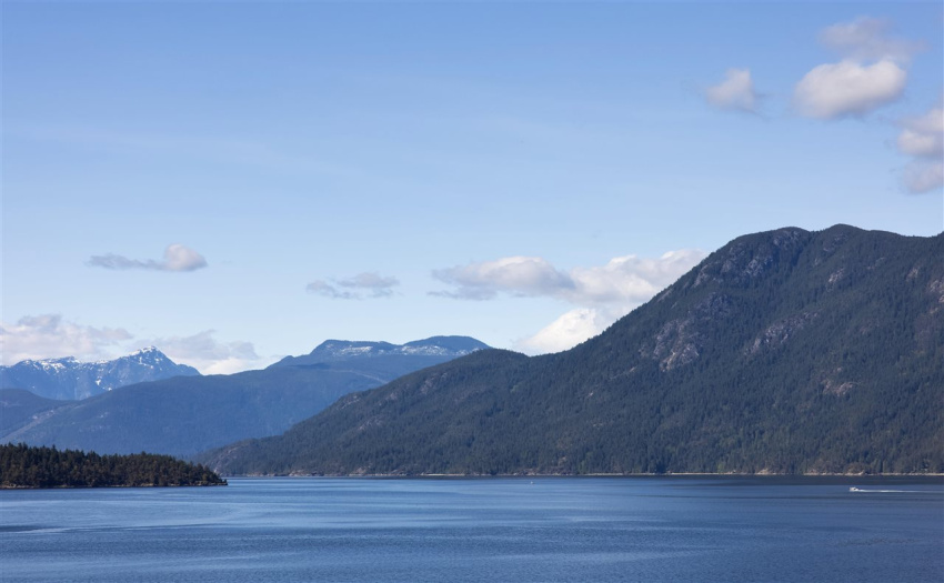 Gorgeous views of Sechelt Inlet