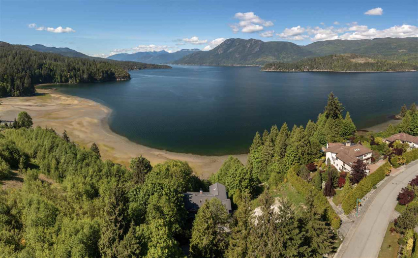 Stunning area in West Porpoise Bay
