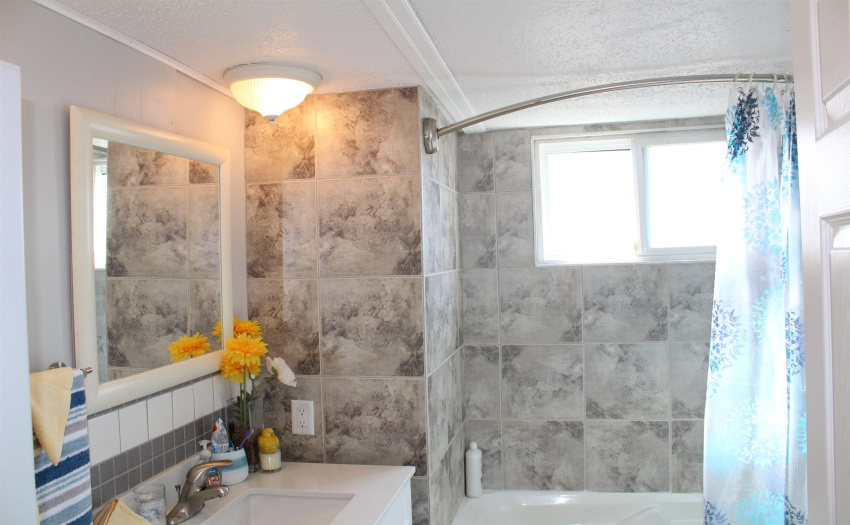 The bathroom was fully renovated in 2018.