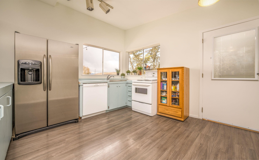 Spacious Kitchen with a view