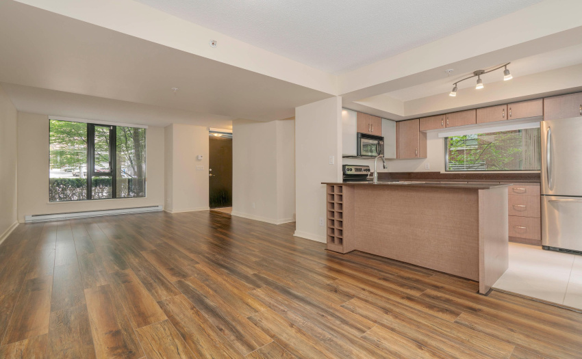 Dining Room & Open Concept Kitchen