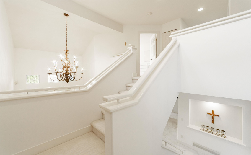 WITH VIEW DOWN TO THE FOYER & FORMAL LIVING FROM THE STAIRS