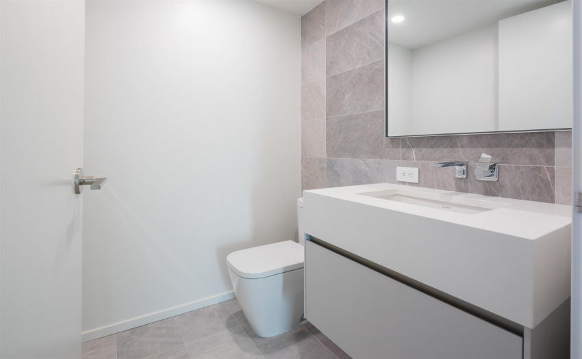 Powder room