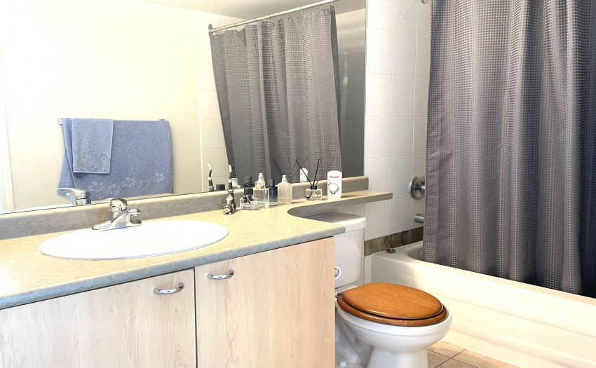 2nd BATHROOM