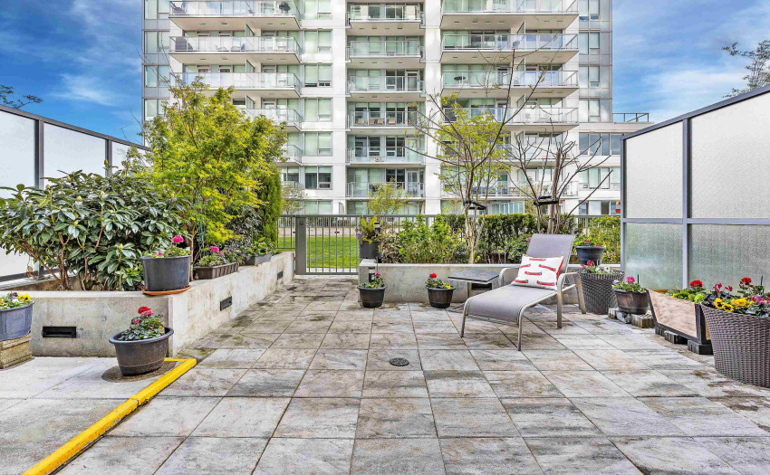 Huge space 335 sq ft beautiful patio for lounging, gardening, entertaining or BBQ and the gas is included for BBQ and Stovetop.  Gas outlet on your patio.  Covered area too, plus hose and water for your plants.