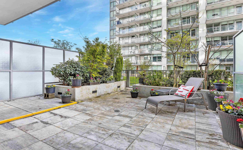 335 sq ft patio for lounging, gardening, entertaining or BBQ