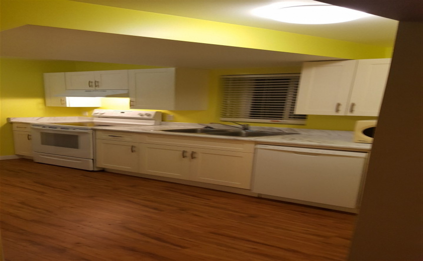 527 FOURTEENTH, New Westminster, BC V3M 4P1, 6 Bedrooms Bedrooms, ,4 BathroomsBathrooms,Multifamily,For Sale,FOURTEENTH,R2516054
