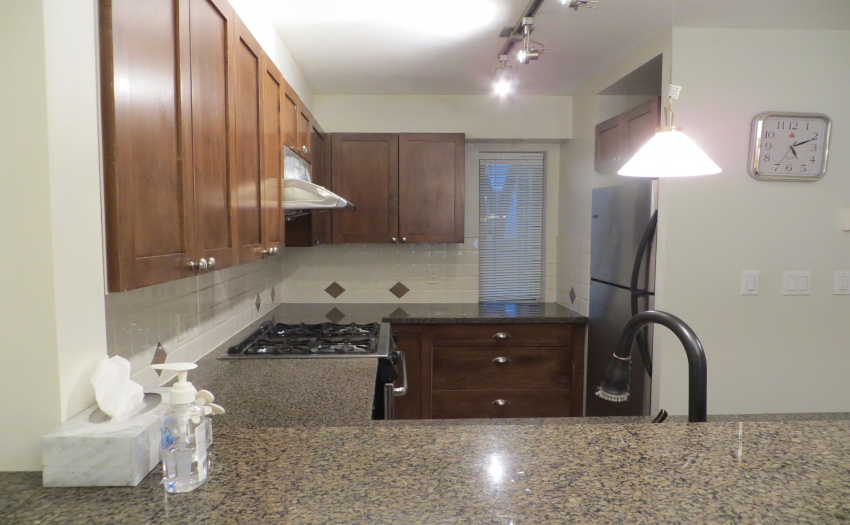 Gas stove+fridge