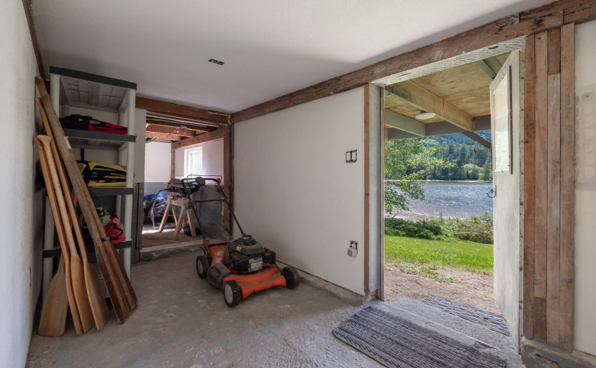 Lots of room for storage of lawn or watersports equipment