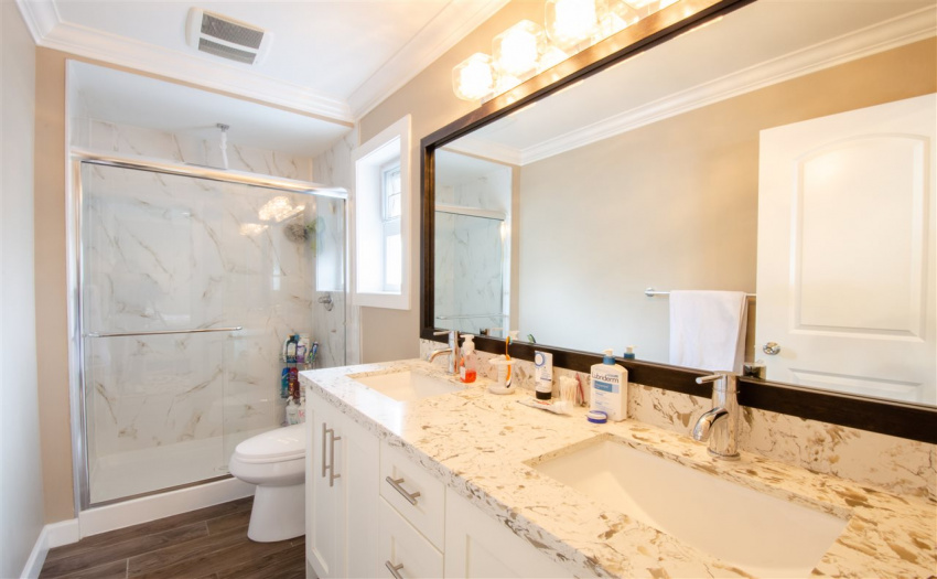 2477 ST. LAWRENCE, Vancouver, BC V5R 2R6, 14 Bedrooms Bedrooms, ,9 BathroomsBathrooms,Multifamily,For Sale,ST. LAWRENCE,R2523555