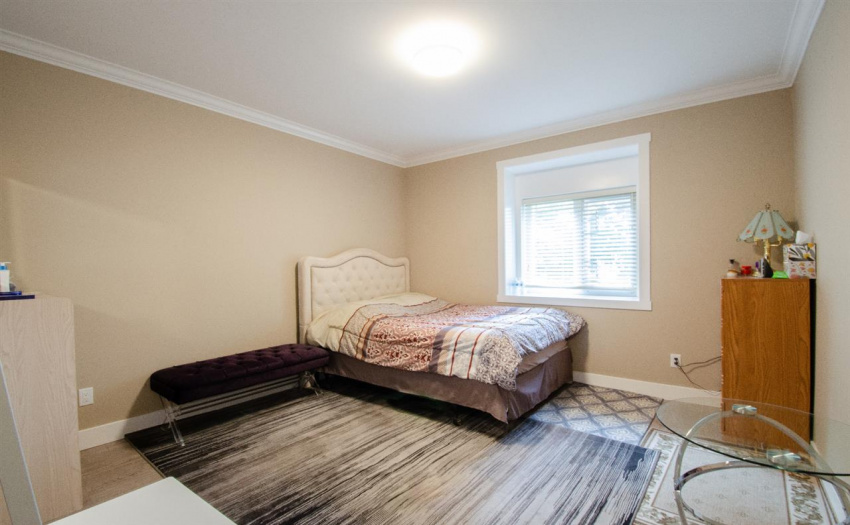 2477 ST. LAWRENCE, Vancouver, BC V5R 2R6, 14 Bedrooms Bedrooms, ,9 BathroomsBathrooms,Multifamily,For Sale,ST. LAWRENCE,R2523555