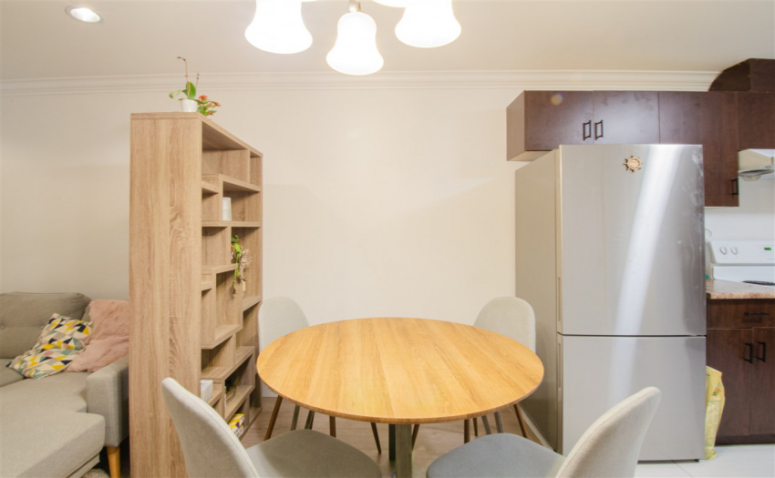 2477 ST. LAWRENCE, Vancouver, BC V5R 2R6, 14 Bedrooms Bedrooms, ,9 BathroomsBathrooms,Multifamily,For Sale,ST. LAWRENCE,R2523555