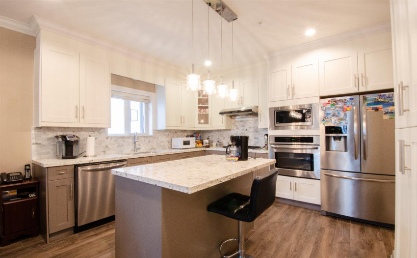 2477 ST. LAWRENCE, Vancouver, BC V5R 2R6, 14 Bedrooms Bedrooms, ,9 BathroomsBathrooms,Multifamily,For Sale,ST. LAWRENCE,R2523555