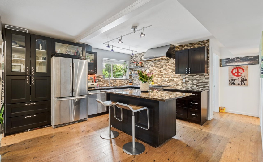 Kitchen in suite