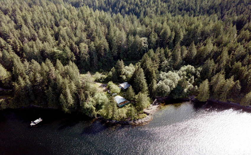 Aerial view showing location of both houses in relation to the waterfront.
