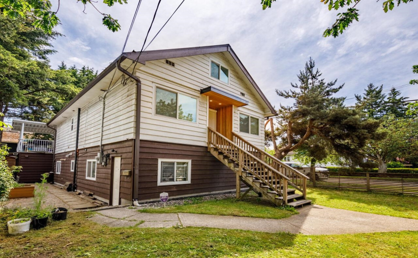Exterior front of 4194 Prince Albert St., Vancouver
