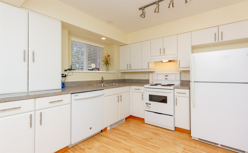 3469 UPLANDS, No City Value, BC V9T 2T4, 4 Bedrooms Bedrooms, ,2 BathroomsBathrooms,Multifamily,For Sale,UPLANDS,R2528253