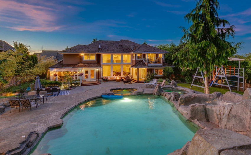 Resort-like, swimming pool, waterfall, greenspace