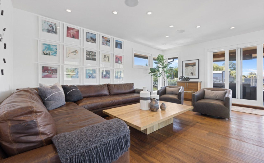 Inviting Conversation Areas