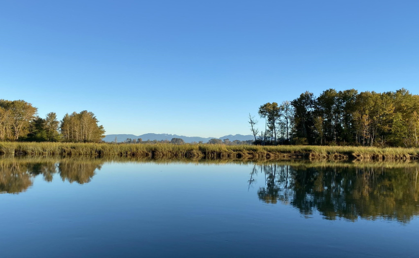 A very zen area.  The community is smaller and yet only minutes to Vancouver.