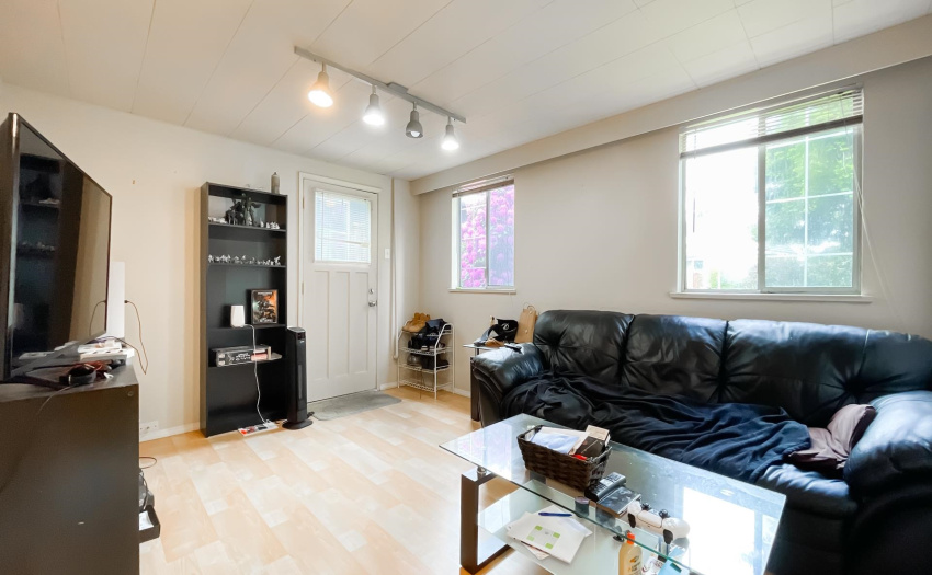 Living room in the downstairs one bedroom suite with separate side entrance