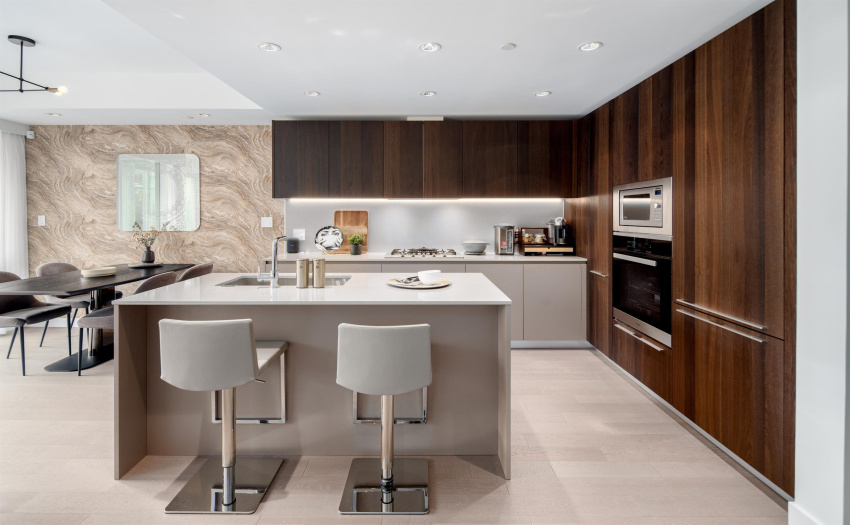 Italian cabinetry. Miele appliances.