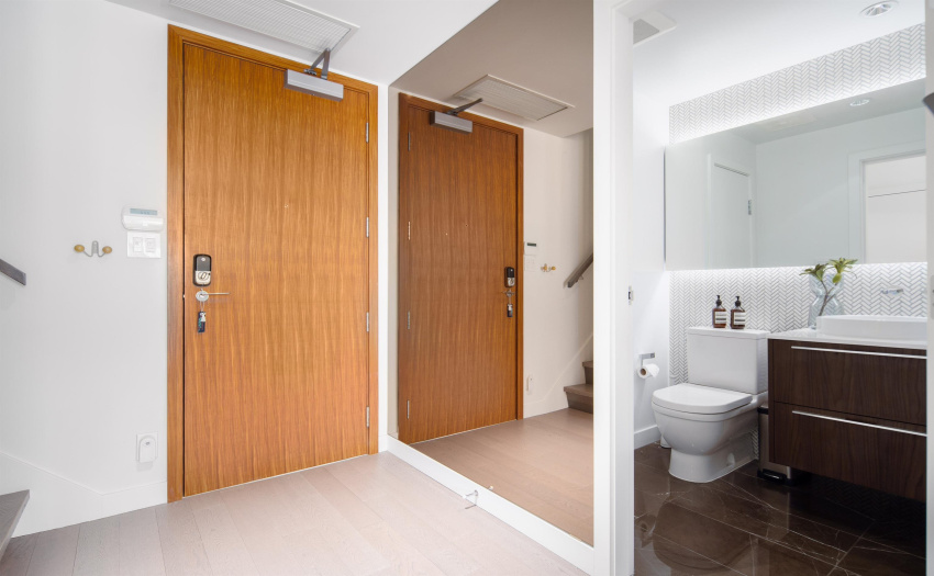 Upgrade: large plank tinted mirror