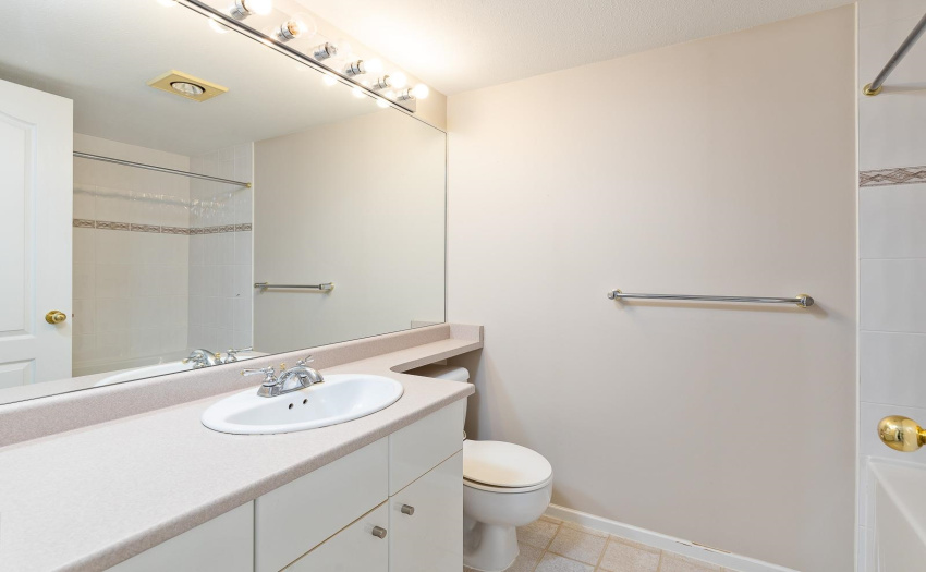 4 piece ensuite includes soaker tub for you to relax in after a long day at work.