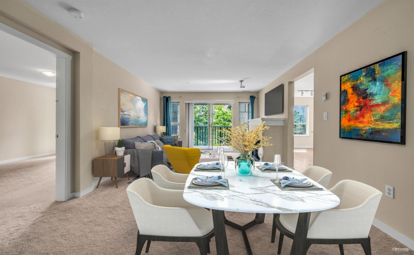 Living room/dining room