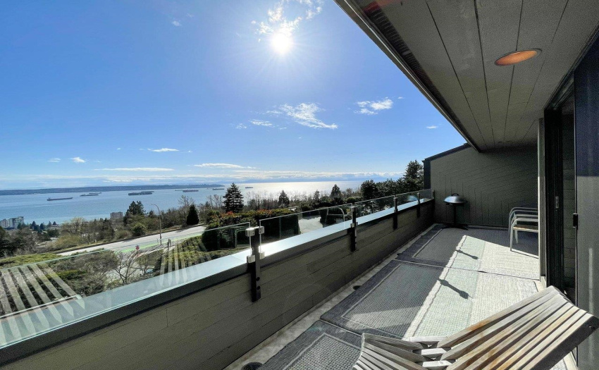 Bask in the sunshine and enjoy the panoramic view