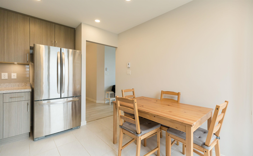 eating area at kitchen