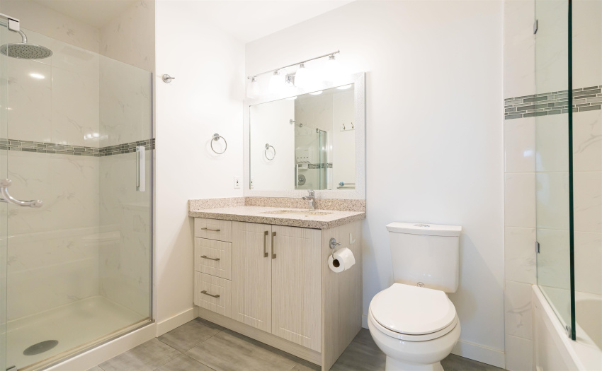 seperate shower and tub, for you preference to use