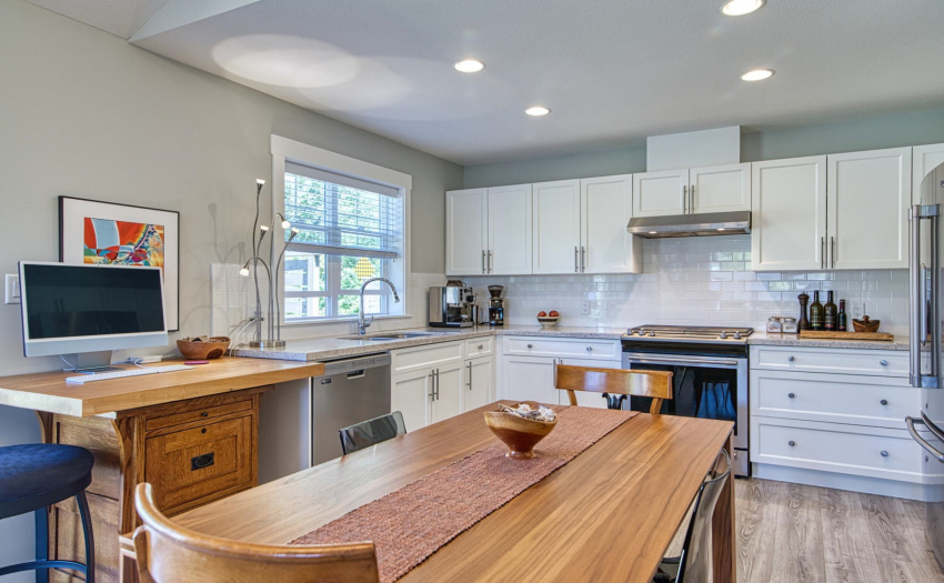 Window above kitchen counter