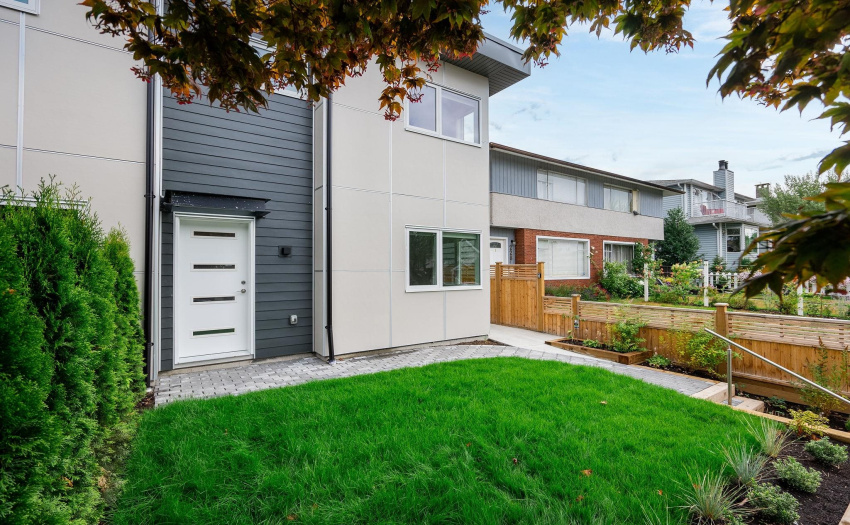 Exclusive use front yard