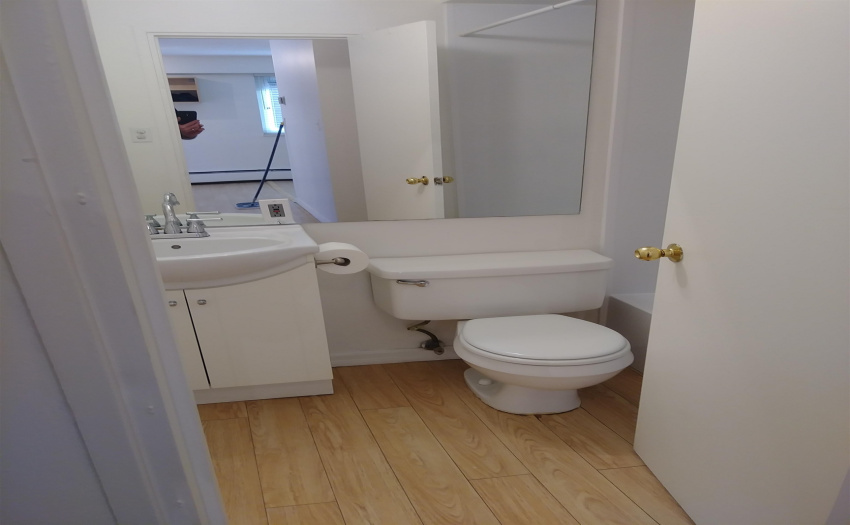 Photo is prior to tenant moving in