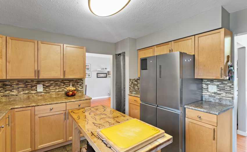 11. Kitchen to dining room
