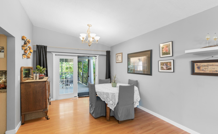 12. Dining room to patio