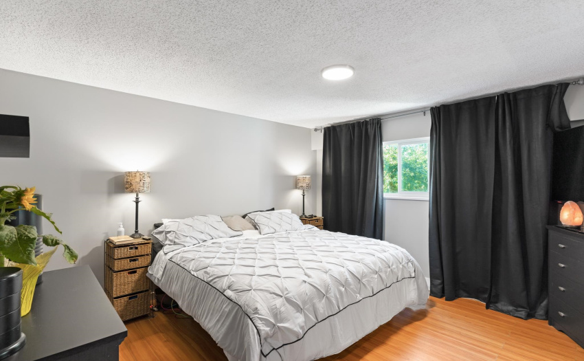 14. Master bedroom 1