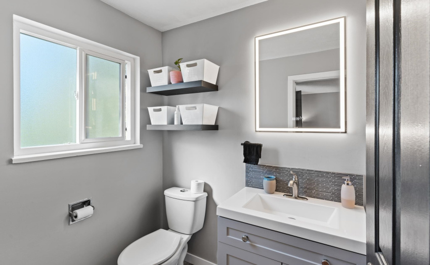 17. Master ensuite
