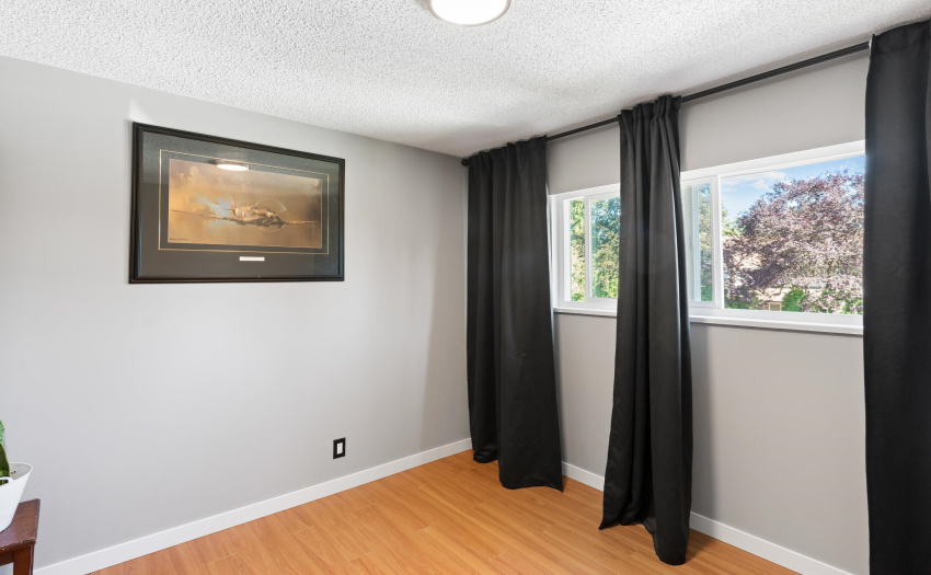 21. Bedroom 3