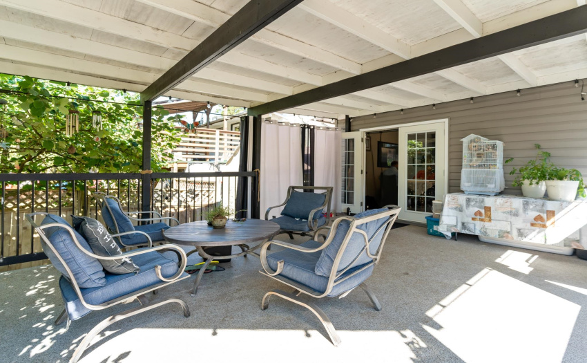 33. Patio covered sundeck