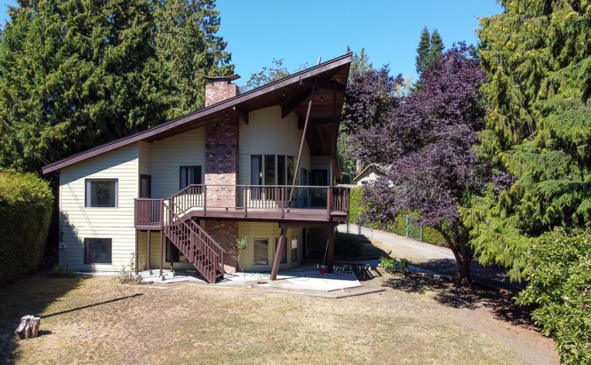 2947 square feet