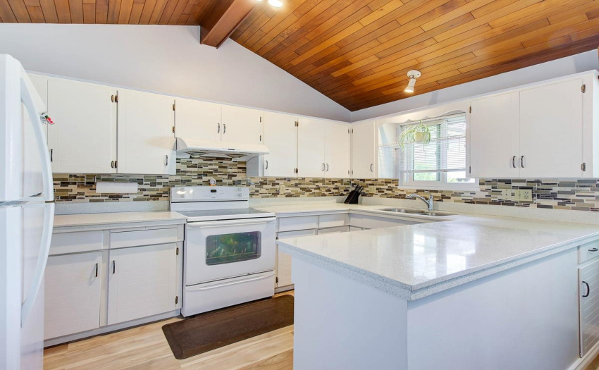 perfect chef kitchen to work and entertain