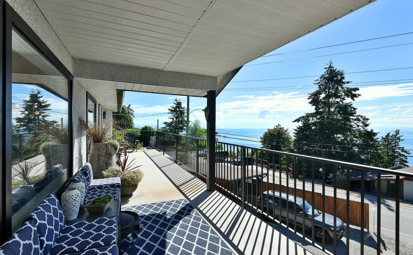 Front balcony