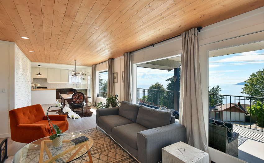 Entertaining space