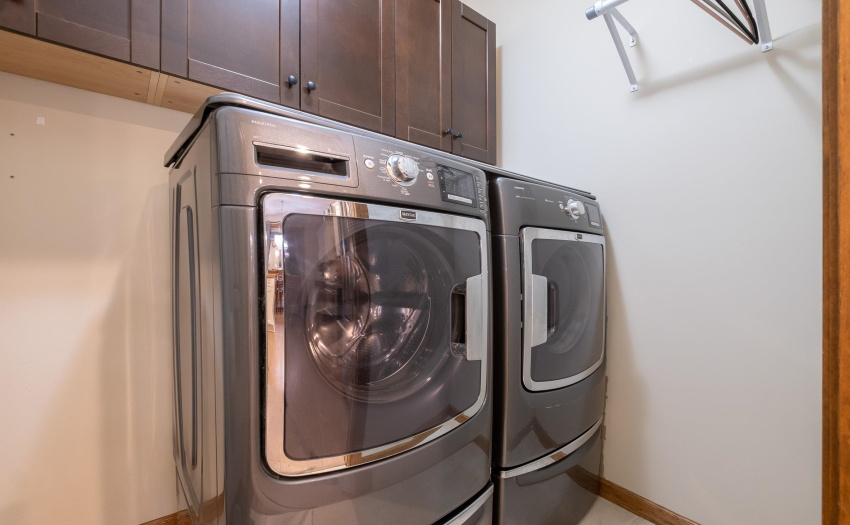 LAUNDRY ON MAIN FLOOR