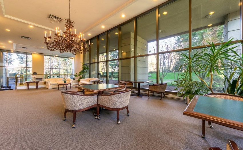 Social room and lounge
