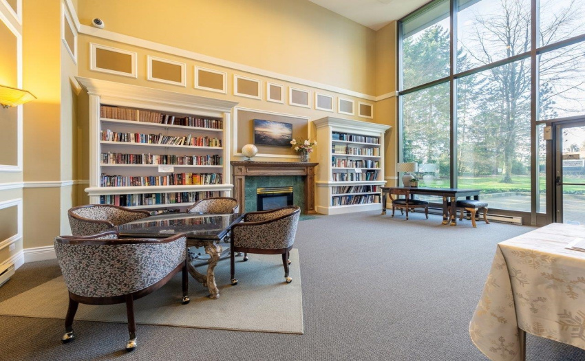 Library great for studying or zoom calls