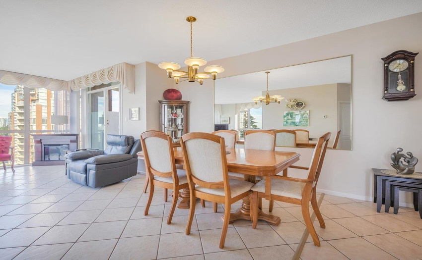 Large dining area