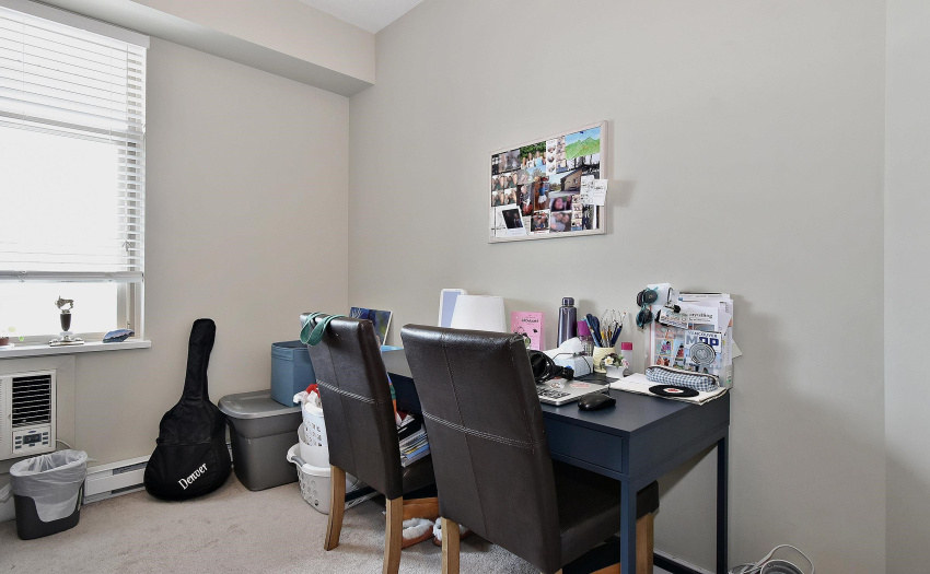Room for a desk in the master for a private area to work